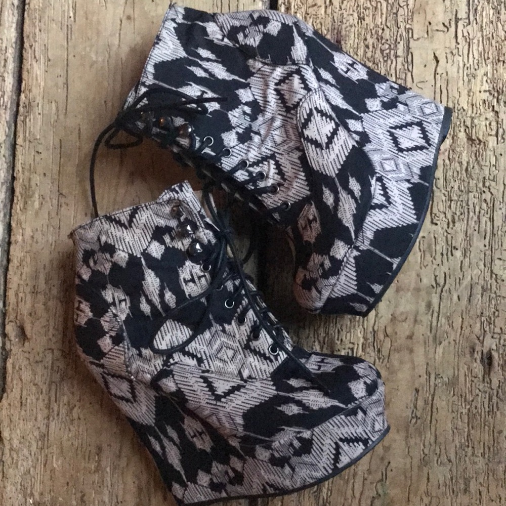 Platform wedges
